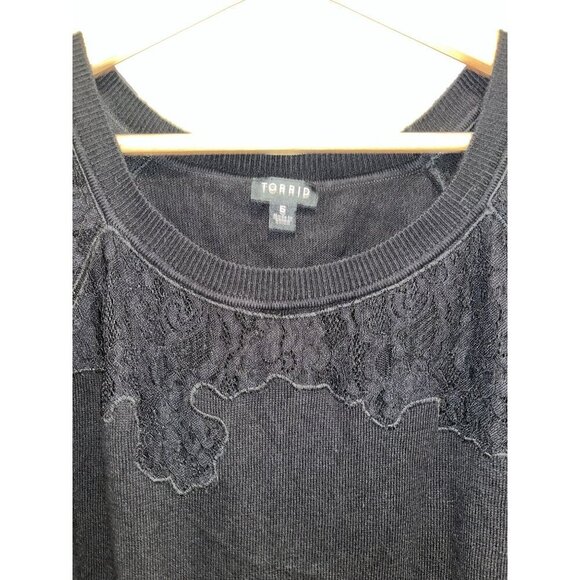 Torrid Black Cold Shoulder Lace Dolman Sleeve Pullover Sweater Women's Size 5x - Picture 7 of 8